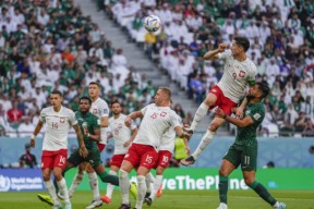 开云中国官网 - 莱万多夫斯基爆冷击败IG，关键助攻引爆全场！